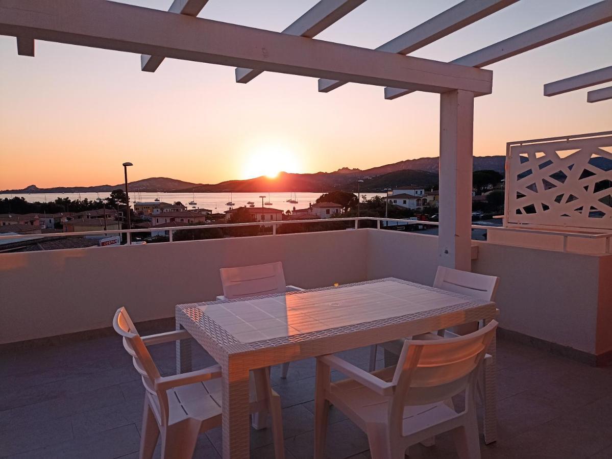 Welcomely - White Terrace - Condominio Acqualife Cannigione Exterior photo